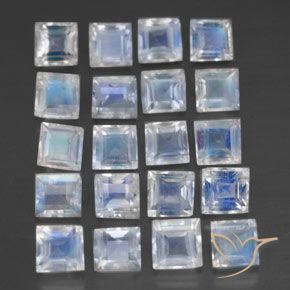 2.84克拉天然彩虹月长石，正方形，透明