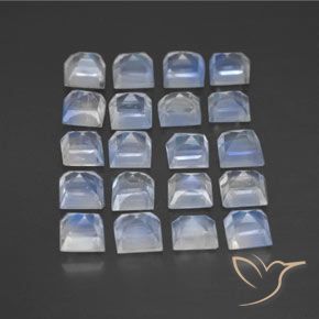 2.84克拉天然彩虹月长石，正方形，透明