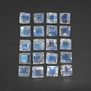 2.88天然白色彩虹月光石，方形，3×2.9毫米，透明