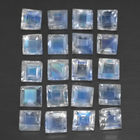 2.88天然白色彩虹月光石，方形，3×2.9毫米，透明