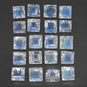 3.30天然彩虹月光石，方形，3.1×3毫米，透明