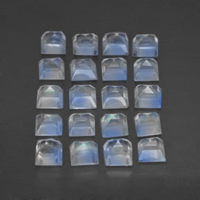3.30天然彩虹月光石，方形，3.1×3毫米，透明