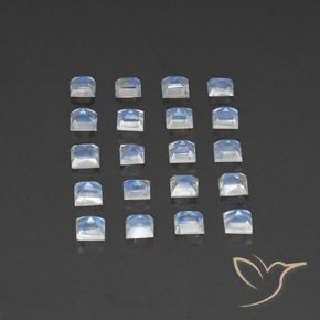 2.95克拉天然彩虹月长石，正方形，透明