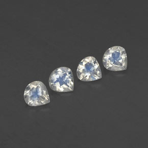 1.33克拉天然彩虹月光石，梨形，透明