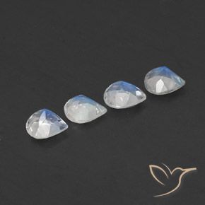 1.35克拉天然彩虹月长石，梨形，透明
