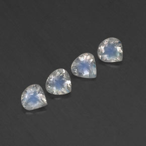 1.40天然白色彩虹月光石，梨形，5.1×5毫米，透明