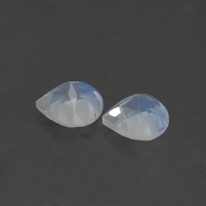 天然白色彩虹月光石，梨形，5×4.8毫米，透明