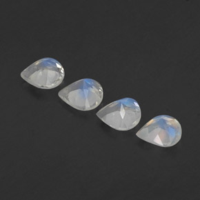 天然白色彩虹月光石，梨形，4.9×4.8毫米，透明