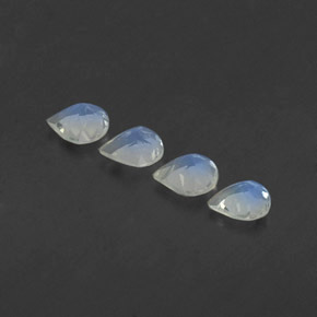 天然白色彩虹月光石，梨形，5.2×5毫米，透明