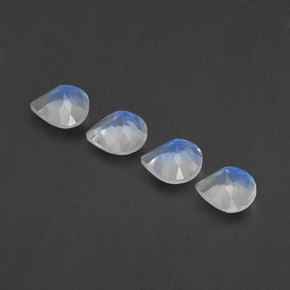 1.55天然白色彩虹月光石，梨形，5.2×5毫米，透明