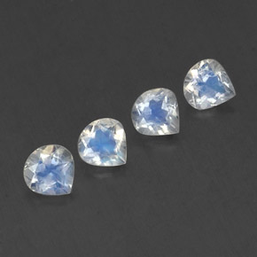 1.49天然白色彩虹月光石，梨形，5.1×5.1毫米，透明