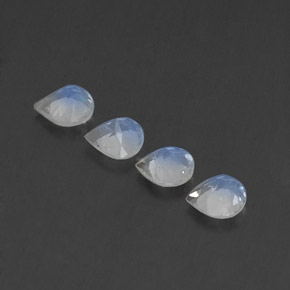 1.39天然白色彩虹月光石，梨形，5.1×5毫米，透明