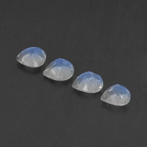 1.47天然白色彩虹月光石，梨形，5.1×5.1毫米，透明