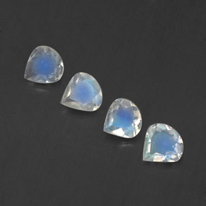 天然白色彩虹月光石，梨形，5.2×5.2毫米，透明