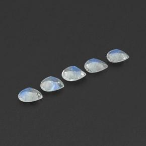 1.27天然白色彩虹月光石，梨形，4.9×4.8毫米，透明