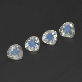 1.30天然白色彩虹月光石，梨形，4.9×4.8毫米，透明