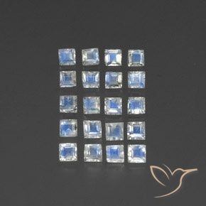 3.10克拉天然彩虹月长石，正方形，透明/半透明
