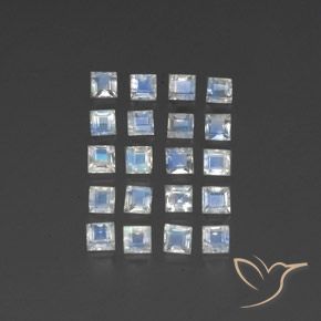 2.91克拉天然彩虹月长石，正方形，透明/半透明