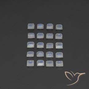 2.87克拉天然彩虹月长石，正方形，透明
