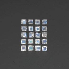 2.28天然白色彩虹月光石，方形，3×3毫米，透明