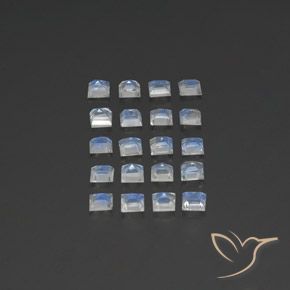 2.64克拉天然彩虹月长石，正方形，透明