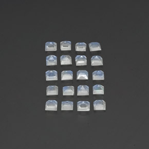 2.88天然白色彩虹月光石，方形，3×3毫米，透明