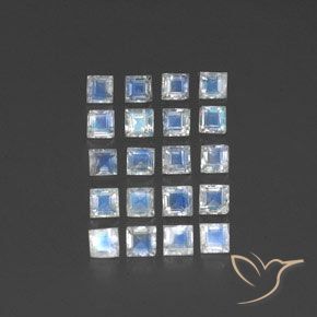 3.37克拉天然彩虹月长石，正方形，透明