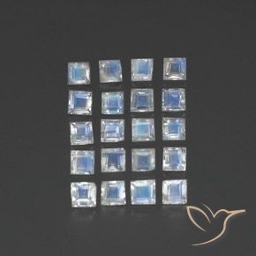 3.06克拉天然彩虹月长石，正方形，透明