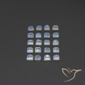 3.06克拉天然彩虹月长石，正方形，透明