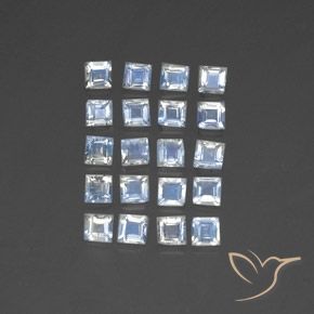 2.60克拉天然彩虹月长石，正方形，透明