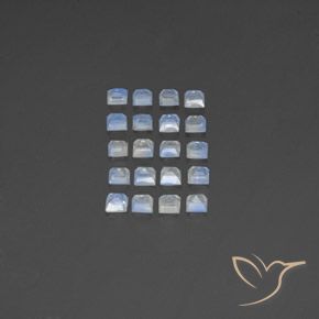 2.96克拉天然彩虹月长石，正方形，透明