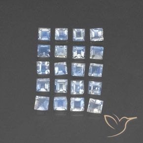 3.01克拉天然彩虹月长石，正方形，透明