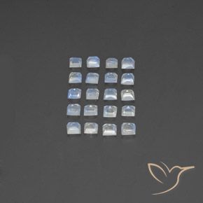 3.01克拉天然彩虹月长石，正方形，透明