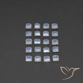 3.14克拉天然彩虹月长石，正方形，透明/半透明