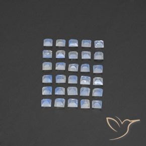 3.31克拉天然彩虹月长石，正方形，透明
