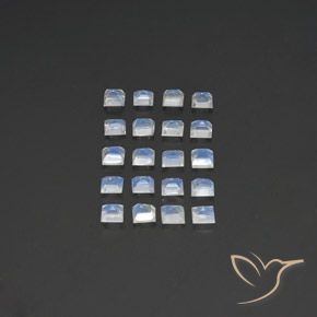 2.15克拉天然彩虹月长石，正方形，透明