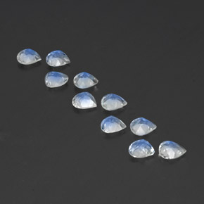 2.84天然白色彩虹月光石，梨形，4.9×4.8毫米，透明