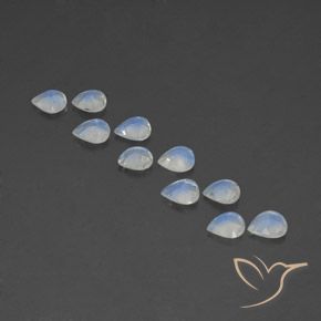 2.97克拉天然彩虹月长石，梨形，透明