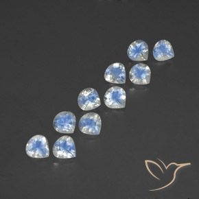 4.05克拉天然彩虹月长石，梨形，透明