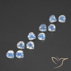 3.71克拉天然彩虹月长石，梨形，透明