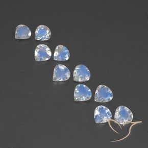 3.16克拉天然彩虹月长石，梨形，透明