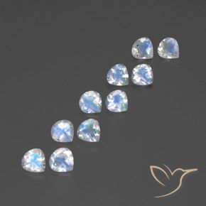 3.78克拉天然彩虹月长石，梨形，透明