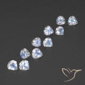 3.78克拉天然彩虹月长石，梨形，透明