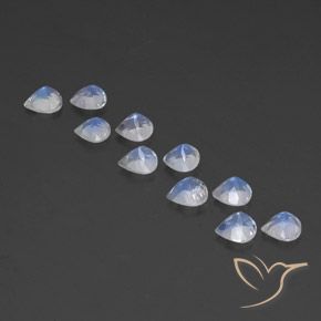 3.78克拉天然彩虹月长石，梨形，透明