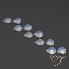 3.37克拉天然彩虹月长石，梨形，透明
