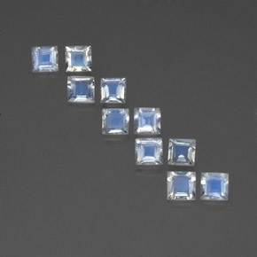 天然白色彩虹月光石，方形，4×3.9毫米，透明
