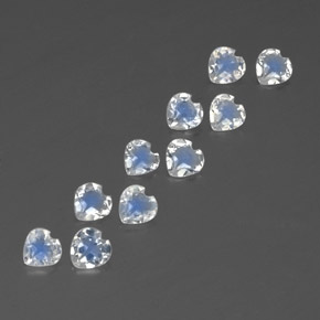 天然白色彩虹月光石，心形，4.1×4.1毫米，透明