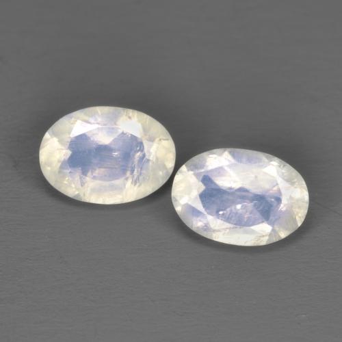 1.43天然白色彩虹月光石，椭圆形切割，6.9×4.9毫米，透明