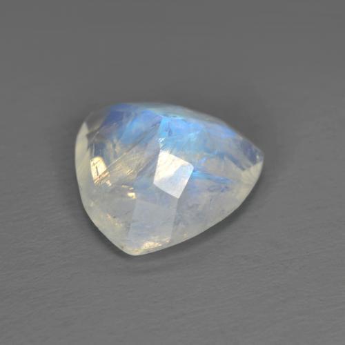 1.43克拉天然白色彩虹月光石，三角形，8×8毫米，透明