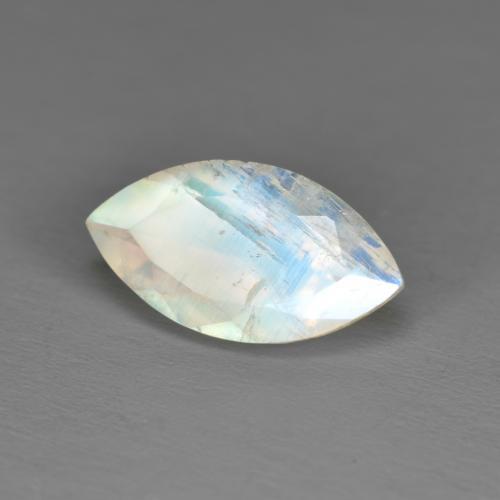 1.92克拉天然白色彩虹月光石，马眼形，11.7×6.4毫米，半透明